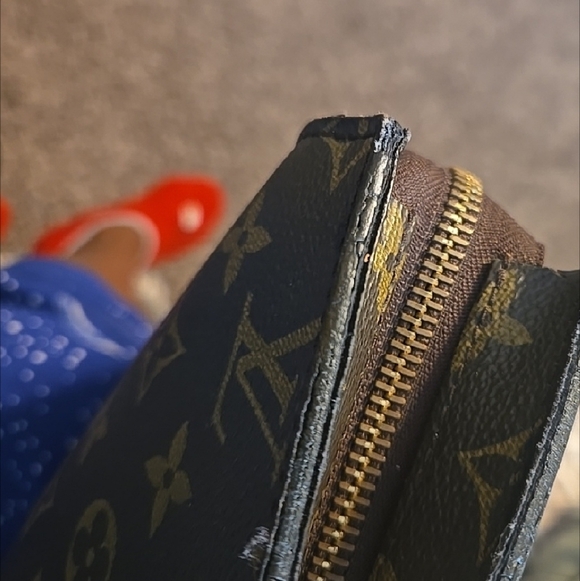 Vintage Louis Vuitton Monogram Canvas Duffel Bag. Comes With COA - Picture 8 of 13